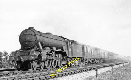 Photo 12x8 down ecml - 12x8,